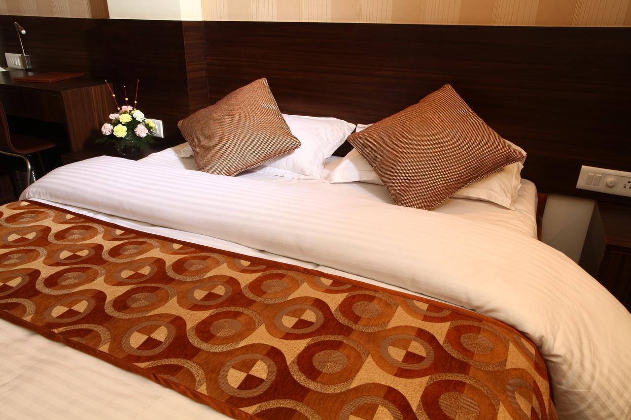 Hostel Mumbai By Maharana Inn Extérieur photo