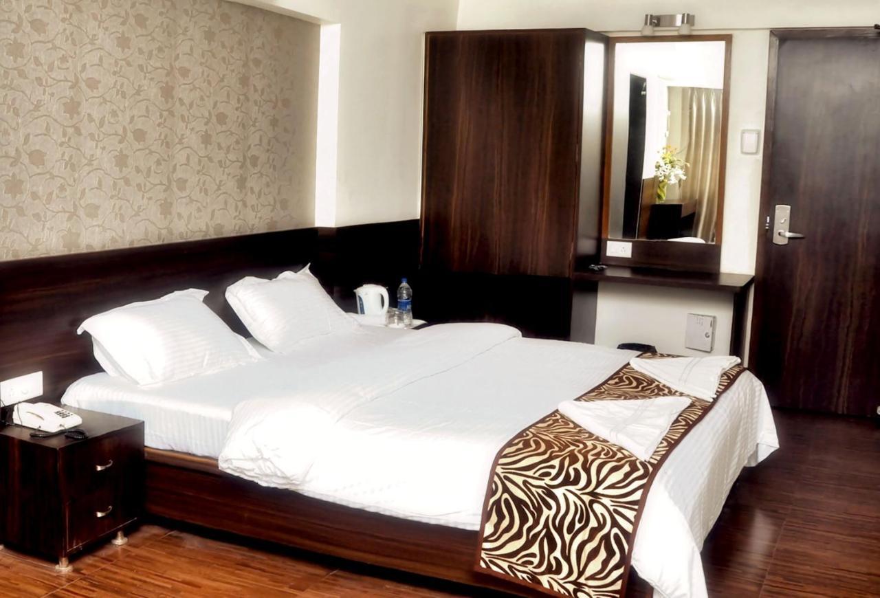 Hostel Mumbai By Maharana Inn Extérieur photo