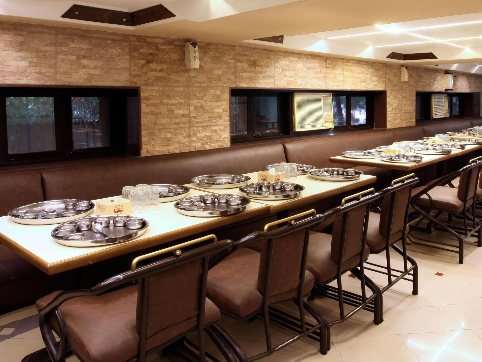 Hostel Mumbai By Maharana Inn Extérieur photo