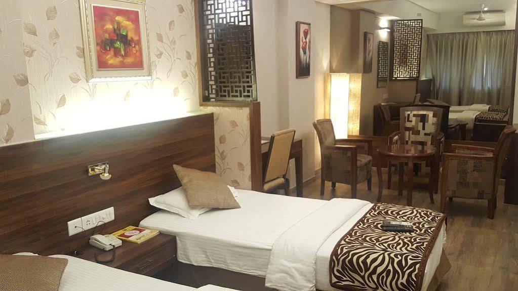 Hostel Mumbai By Maharana Inn Extérieur photo
