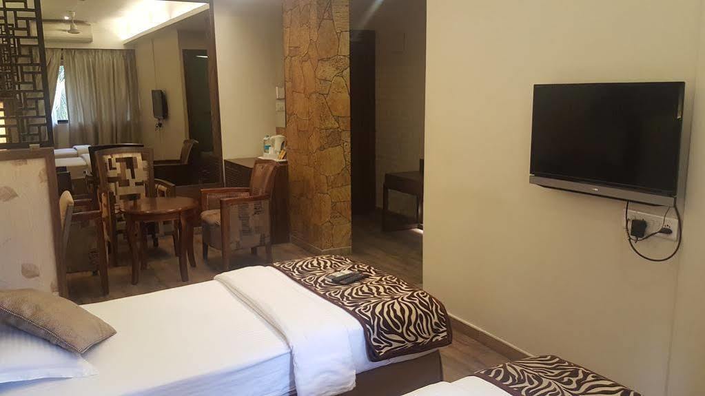 Hostel Mumbai By Maharana Inn Extérieur photo